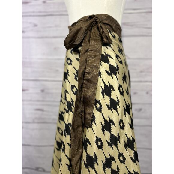 Earthbound Trading Co. Geometric Multicolor Silk Wrap Skirt - Picture 3 of 10
